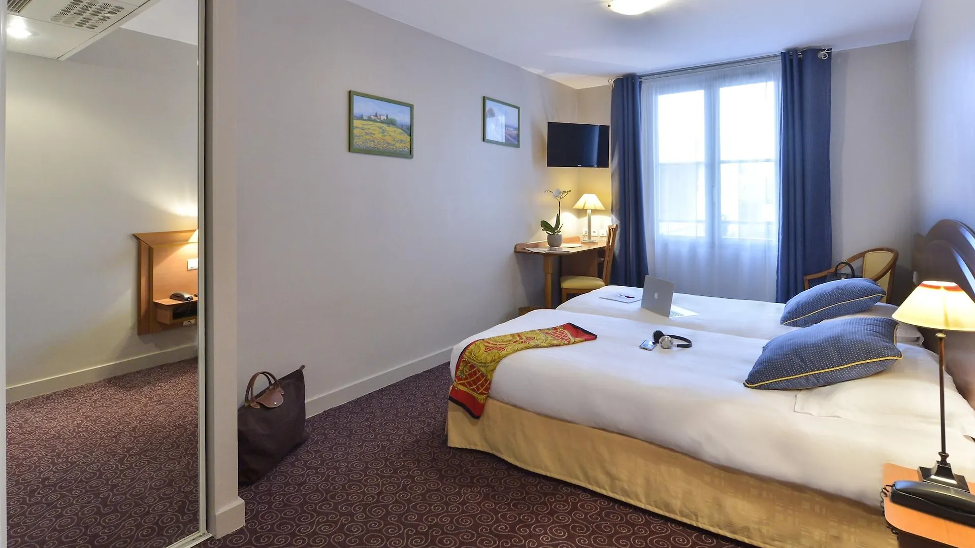 Soleil Et Jardin Otel Solaize 3*,  Fransa