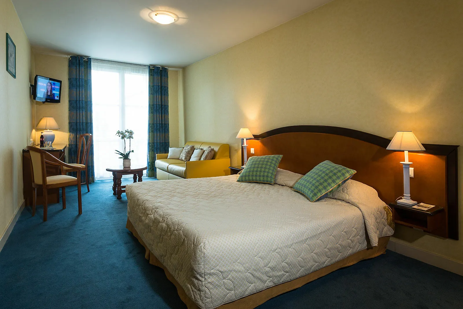 Soleil Et Jardin Otel Solaize 3*,