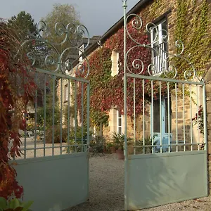 Bed & Breakfast Au Pontmevault 